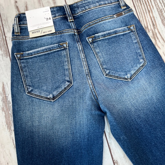 KanCan High Rise Distressed Ankle Skinny Jeans Frayed Hem Medium Wash NWT - Picture 11 of 16
